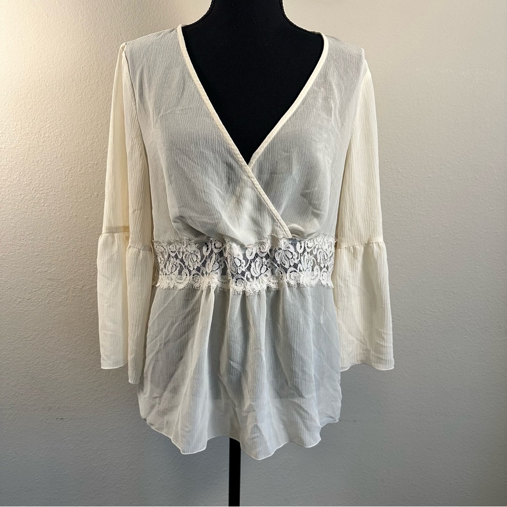 W Work to Weekend‎ Ivory Lace Waist Bell Sleeve Sheer Top Blouse 12 Boho
